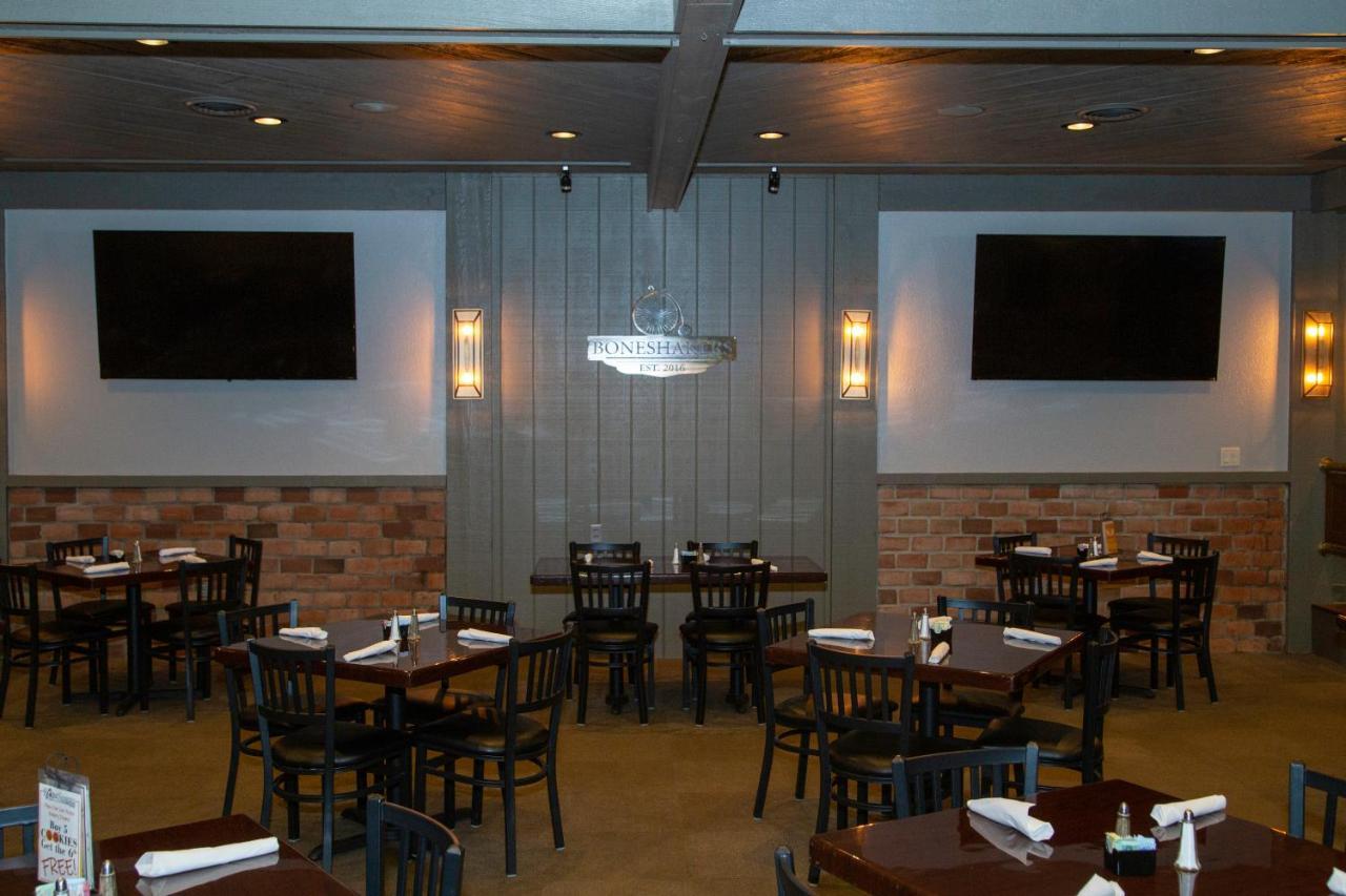 The Stables Inn & Suites Salem 외부 사진