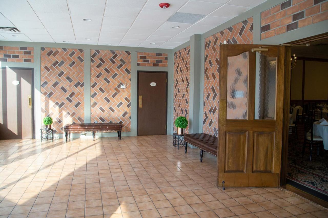 The Stables Inn & Suites Salem 외부 사진